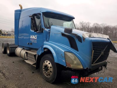 2012 VOLVO VN VNL 4V4NC9TH7CN554179 - główne zdjęcie licytacji z USA - miniatura