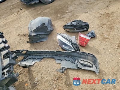 Zdjęcie 12 z 12 samochodu: 2018 MERCEDES-BENZ GLE 350 4MATIC VIN:4JGDA5HB3JB151384 - miniatura