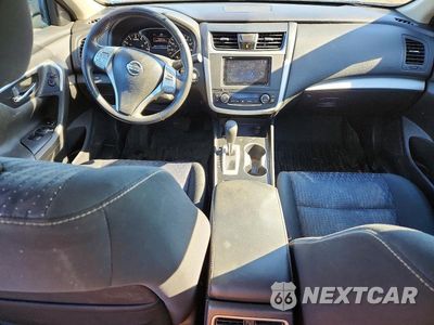 Zdjęcie 8 z 11 samochodu: 2016 NISSAN ALTIMA 2.5 VIN:1N4AL3AP1GC110241 - miniatura