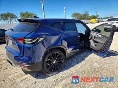 Trzecie zdjęcie samochodu z tyłu: 2023 CHEVROLET BLAZER 2LT VIN:3GNKBCR49PS104894 - miniatura