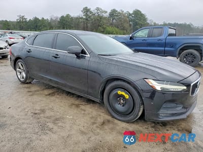 Czwarte zdjęcie samochodu z boku: 2018 VOLVO S90 T5 MOMENTUM VIN:LVY982AK8JP039027 - miniatura