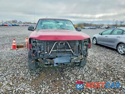 Zdjęcie 6 z 13 samochodu: 2005 CHEVROLET SILVERADO K2500 HEAVY DUTY VIN:1GCHK23UX5F894021 - miniatura