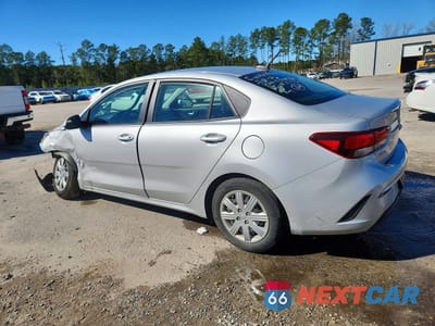 Drugie zdjęcie samochodu z przodu: 2022 KIA RIO LX VIN:3KPA24AD6NE433456 - miniatura