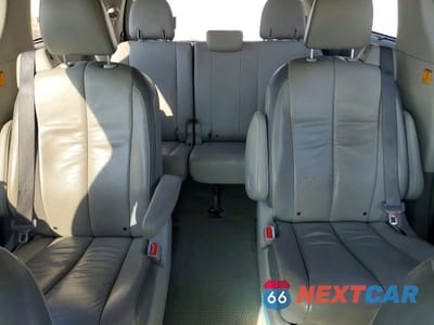 Zdjęcie 10 z 12 samochodu: 2011 TOYOTA SIENNA LIMITED 7-PASSENGER VIN:5TDYK3DCXBS168344 - miniatura