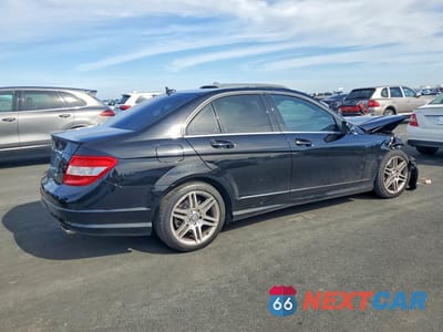 Trzecie zdjęcie samochodu z tyłu: 2010 MERCEDES-BENZ C 350 VIN:WDDGF5GB4AR109615 - miniatura