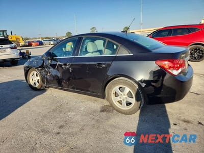Drugie zdjęcie samochodu z przodu: 2014 CHEVROLET CRUZE LT VIN:1G1PC5SB8E7193393 - miniatura