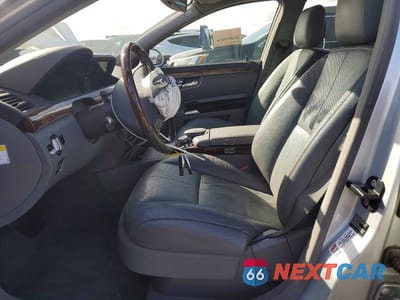 Zdjęcie 7 z 12 samochodu: 2008 MERCEDES-BENZ S 550 VIN:WDDNG71XX8A154684 - miniatura