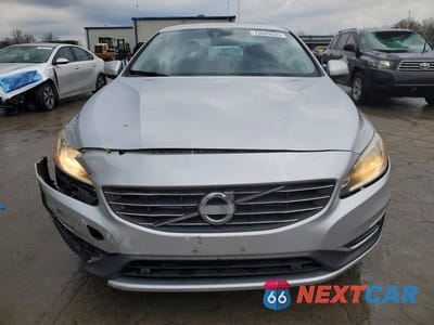 Piąte zdjęcie samochodu w środku: 2014 VOLVO S60 T5 VIN:YV1612FS7E2272935 - miniatura
