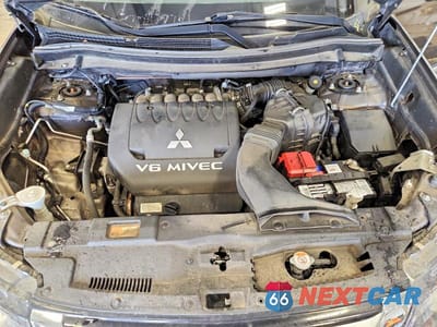 Zdjęcie 12 z 13 samochodu: 2017 MITSUBISHI OUTLANDER GT VIN:JA4JZ4AX5HZ039827 - miniatura