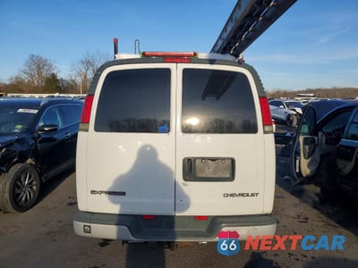 Zdjęcie 6 z 13 samochodu: 2002 CHEVROLET EXPRESS G2500 VIN:1GCGG25R521145111 - miniatura