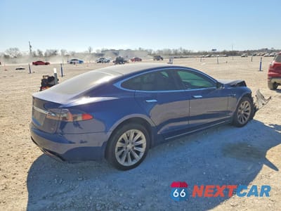 Trzecie zdjęcie samochodu z tyłu: 2017 TESLA MODEL S VIN:5YJSA1E13HF221425 - miniatura