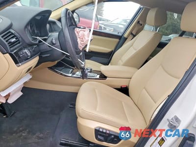 Zdjęcie 7 z 12 samochodu: 2017 BMW X3 XDRIVE28I VIN:5UXWX9C33H0W76260 - miniatura