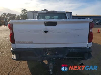 Zdjęcie 6 z 11 samochodu: 2022 CHEVROLET SILVERADO K2500 HEAVY DUTY VIN:1GC4YLE77NF203814 - miniatura