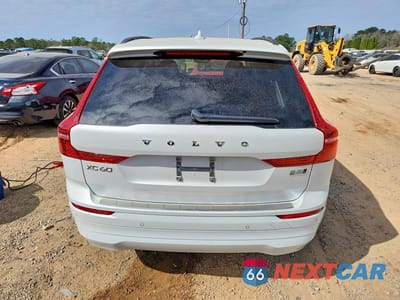 Zdjęcie 6 z 12 samochodu: 2023 VOLVO XC60 CORE VIN:YV4L12RV5P1239713 - miniatura