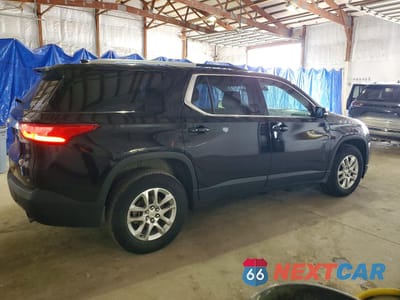 Trzecie zdjęcie samochodu z tyłu: 2018 CHEVROLET TRAVERSE LT VIN:1GNERGKW2JJ139457 - miniatura