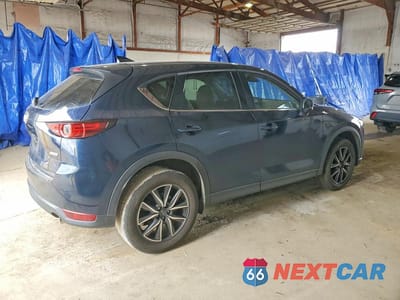 Trzecie zdjęcie samochodu z tyłu: 2017 MAZDA CX-5 GRAND TOURING VIN:JM3KFBDL2H0201523 - miniatura