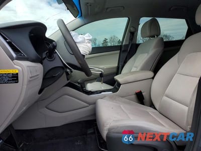 Zdjęcie 7 z 13 samochodu: 2018 HYUNDAI TUCSON SE VIN:KM8J23A42JU836173 - miniatura