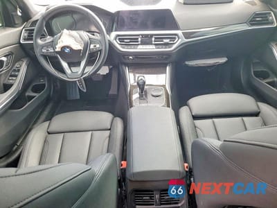 Zdjęcie 8 z 11 samochodu: 2021 BMW 330I VIN:3MW5R1J08M8B84080 - miniatura
