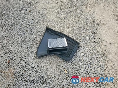 Zdjęcie 12 z 12 samochodu: 2017 MERCEDES-BENZ GLC 300 VIN:WDC0G4JB6HF194040 - miniatura