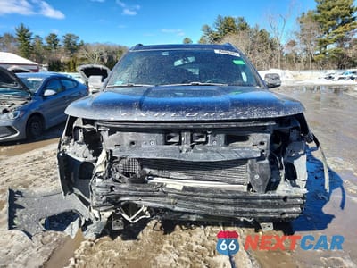 Piąte zdjęcie samochodu w środku: 2017 FORD EXPLORER SPORT VIN:1FM5K8GT4HGD73278 - miniatura