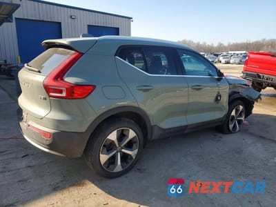 Trzecie zdjęcie samochodu z tyłu: 2023 VOLVO XC40 PLUS VIN:YV4L12UN4P2085898 - miniatura