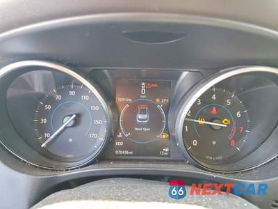 Zdjęcie 9 z 13 samochodu: 2017 JAGUAR F-PACE PRESTIGE VIN:SADCK2BV0HA071172 - miniatura