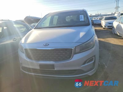 Piąte zdjęcie samochodu w środku: 2019 KIA SEDONA VIN:KNDMB5C17K6510522 - miniatura