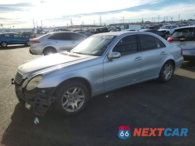 2003 MERCEDES-BENZ E 320 WDBUF65J23A126619 - główne zdjęcie licytacji z USA - miniatura