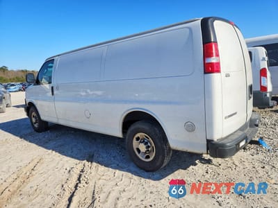 Drugie zdjęcie samochodu z przodu: 2020 CHEVROLET EXPRESS 2500 CARGO UTILITY / SERVICE VAN VIN:1GCWGBFG7L1170313 - miniatura