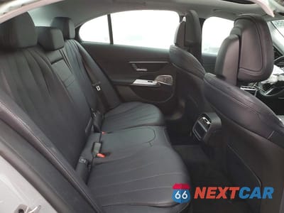 Zdjęcie 10 z 11 samochodu: 2026 MERCEDES-BENZ E 350 4MATIC VIN:W1KLF4HB5TA240531 - miniatura