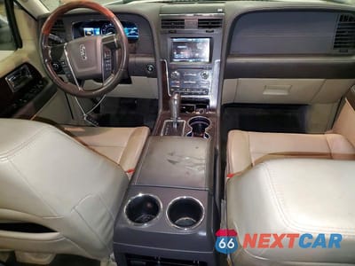 Zdjęcie 8 z 14 samochodu: 2015 LINCOLN NAVIGATOR L VIN:5LMJJ3JT9FEJ10268 - miniatura
