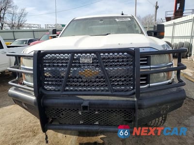 Piąte zdjęcie samochodu w środku: 2015 CHEVROLET SILVERADO K2500 HEAVY DUTY LT VIN:1GC1KVE87FF511141 - miniatura