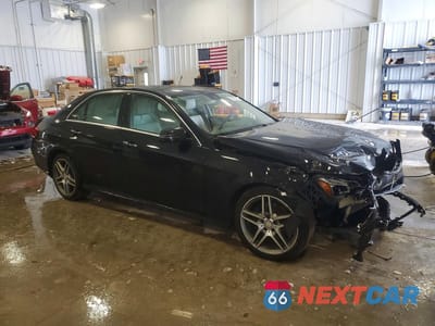 Czwarte zdjęcie samochodu z boku: 2016 MERCEDES-BENZ E 350 4MATIC VIN:WDDHF8JB0GB226088 - miniatura