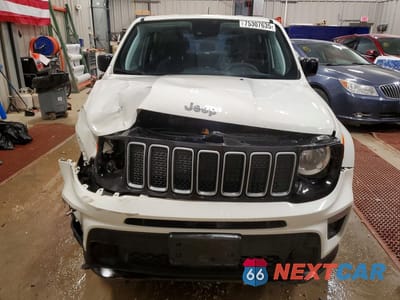 Piąte zdjęcie samochodu w środku: 2022 JEEP RENEGADE SPORT VIN:ZACNJDA18NPN68660 - miniatura