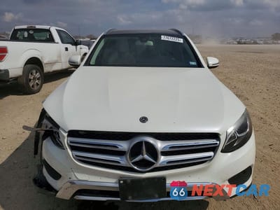 Piąte zdjęcie samochodu w środku: 2019 MERCEDES-BENZ GLC 300 VIN:WDC0G4JB0KV174783 - miniatura