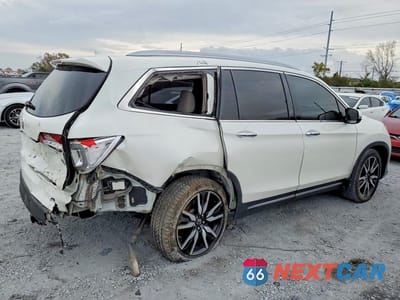 Trzecie zdjęcie samochodu z tyłu: 2019 HONDA PILOT TOURING VIN:5FNYF5H67KB002002 - miniatura