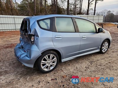 Trzecie zdjęcie samochodu z tyłu: 2011 HONDA FIT SPORT VIN:JHMGE8H58BC003761 - miniatura