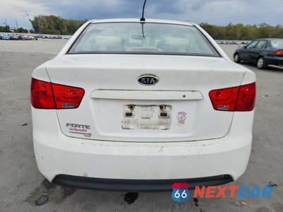 Zdjęcie 6 z 12 samochodu: 2011 KIA FORTE LX VIN:KNAFT4A26B5416954 - miniatura