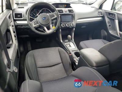 Zdjęcie 8 z 13 samochodu: 2018 SUBARU FORESTER 2.5I PREMIUM VIN:JF2SJAGC6JH414142 - miniatura