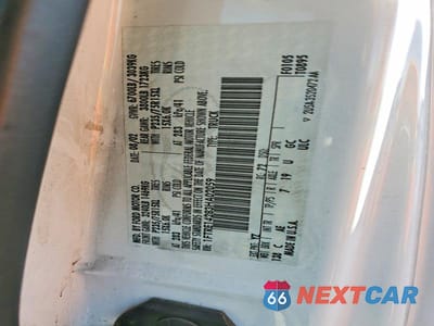 Zdjęcie 13 z 13 samochodu: 2003 FORD ECONOLINE VIN:1FTRE14283HA02059 - miniatura