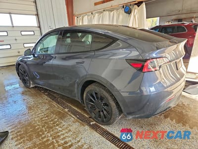 Drugie zdjęcie samochodu z przodu: 2023 TESLA MODEL Y VIN:7SAYGDEE7PA034703 - miniatura