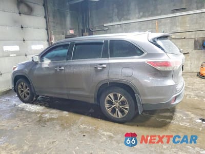 Drugie zdjęcie samochodu z przodu: 2015 TOYOTA HIGHLANDER XLE VIN:5TDJKRFH3FS147077 - miniatura