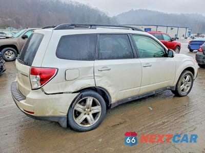 Trzecie zdjęcie samochodu z tyłu: 2010 SUBARU FORESTER 2.5X PREMIUM VIN:JF2SH6CC3AH714378 - miniatura