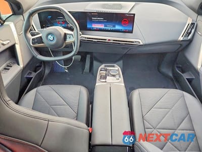 Zdjęcie 8 z 12 samochodu: 2024 BMW IX XDRIVE50 VIN:WB523CF09RCN79618 - miniatura