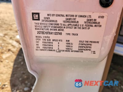 Zdjęcie 12 z 12 samochodu: 2004 GMC NEW SIERRA C1500 VIN:2GTEC19TX41123749 - miniatura