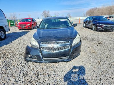 Piąte zdjęcie samochodu w środku: 2013 CHEVROLET MALIBU LS VIN:1G11B5SA2DF341459 - miniatura