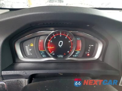 Zdjęcie 9 z 13 samochodu: 2014 VOLVO S60 T5 VIN:YV1612FS4E2275727 - miniatura