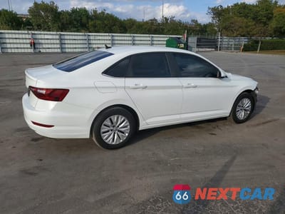 Trzecie zdjęcie samochodu z tyłu: 2020 VOLKSWAGEN JETTA S VIN:3VWN57BU7LM049419 - miniatura