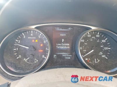 Zdjęcie 9 z 12 samochodu: 2015 NISSAN ROGUE S VIN:KNMAT2MV1FP515263 - miniatura