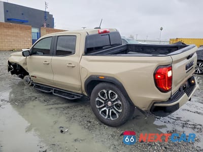 Drugie zdjęcie samochodu z przodu: 2024 GMC CANYON AT4 VIN:1GTP6DEKXR1211891 - miniatura
